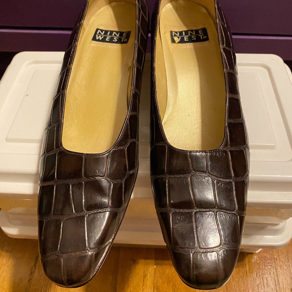 Nine West Brown Croc Embossed Flat 8.5N